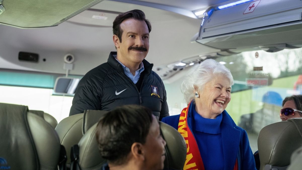 Jason Sudeikis and Annette Badland in Ted Lasso Season 4 Episode 9