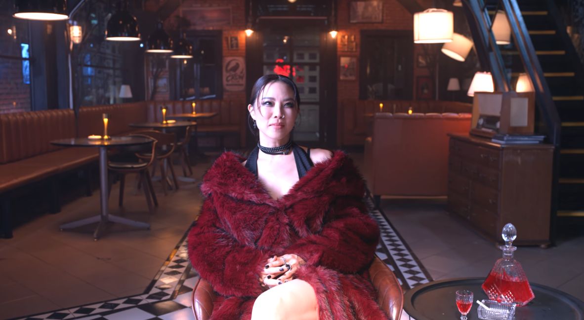 Sirin "Cris" Horwang in The Crow Club Episode 1