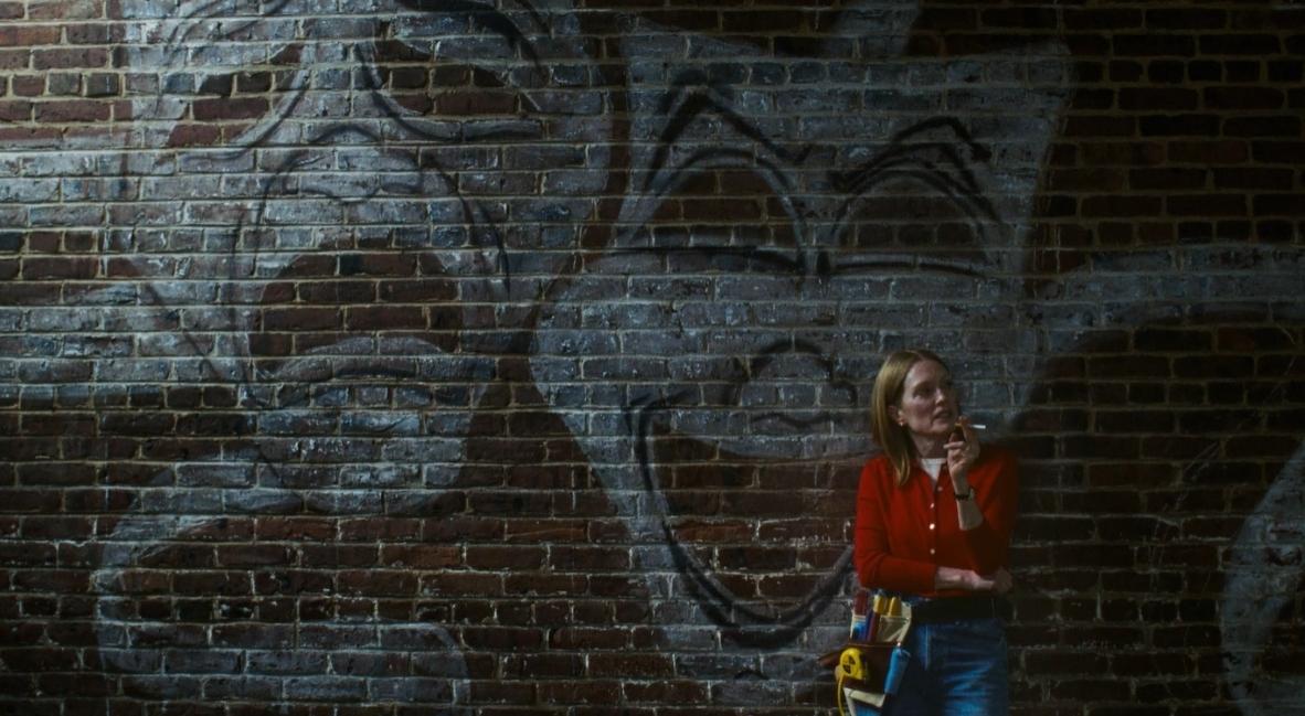 TIFF 2026: 'The Debut' Turns Acting Into A Riveting Identity Crisis 1 Julianne Moore in The Debut