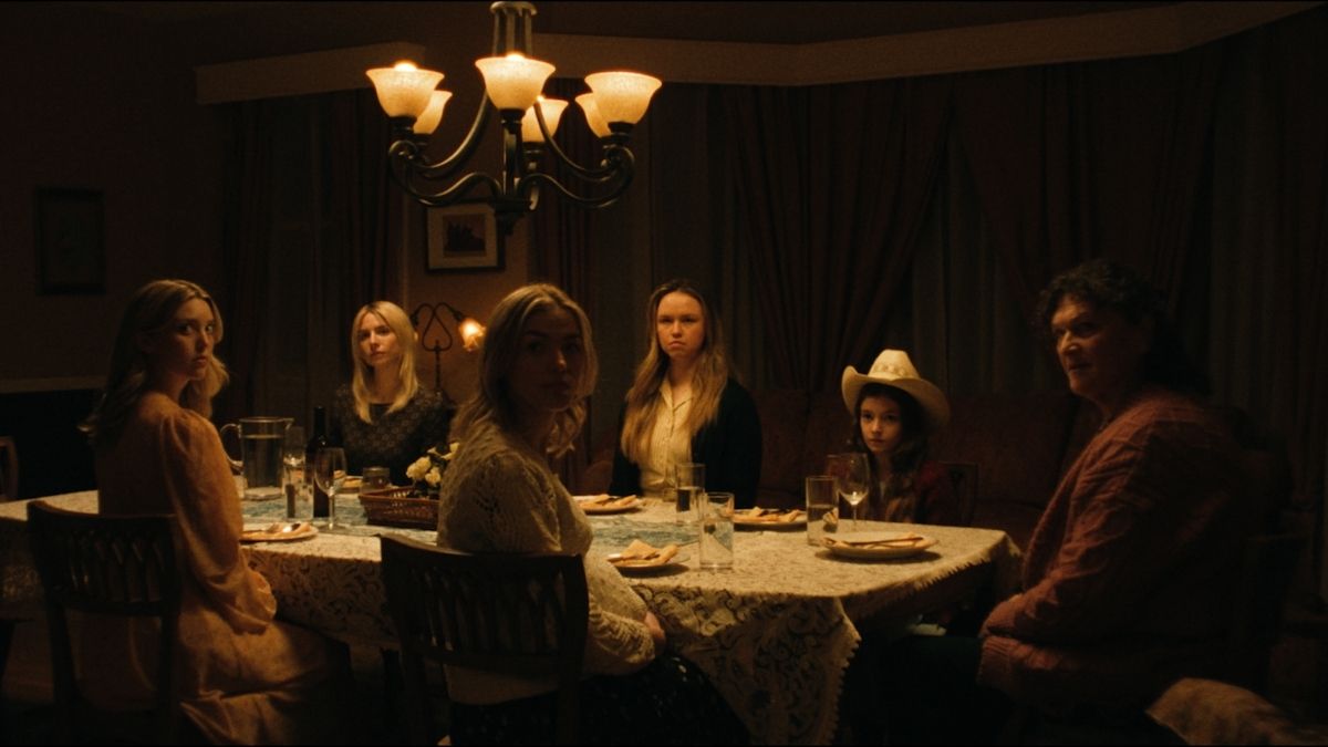 Dot-Marie Jones and the daughters in Breeder (2026)