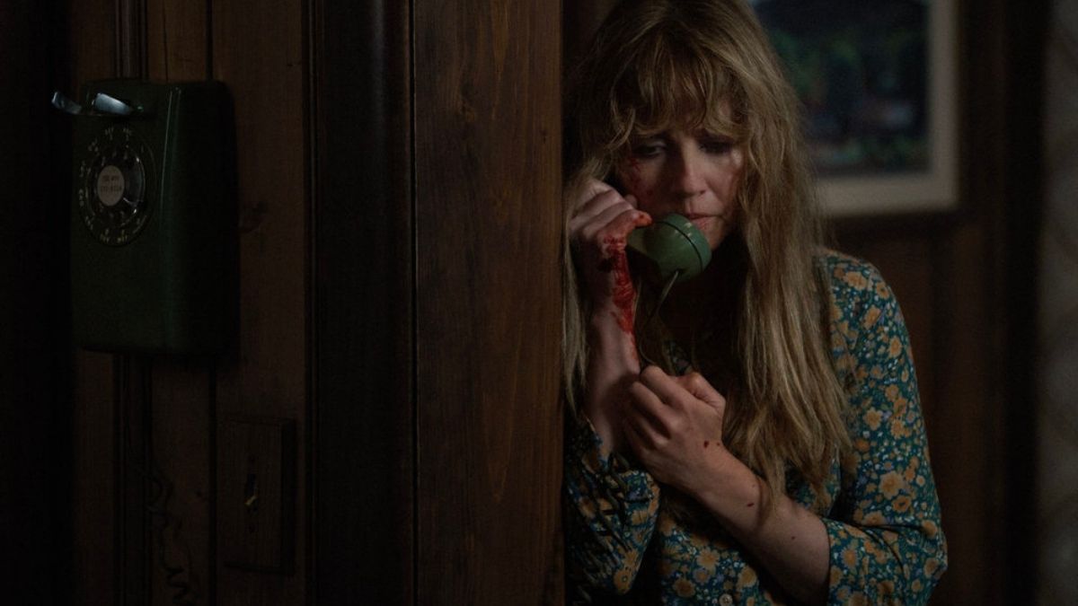 Linda Cardellini in Crystal Lake