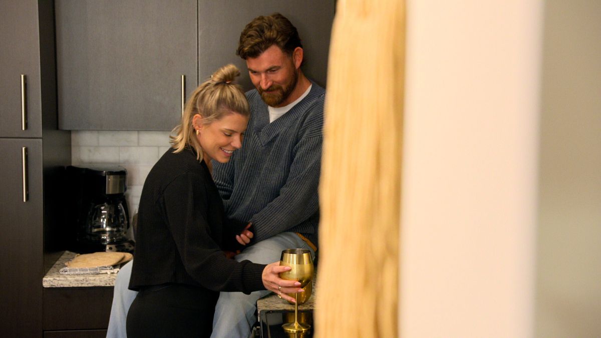 Erika Ellis, Blake Carver in Love Is Blind&nbsp;Season 11 Episodes 9-11
