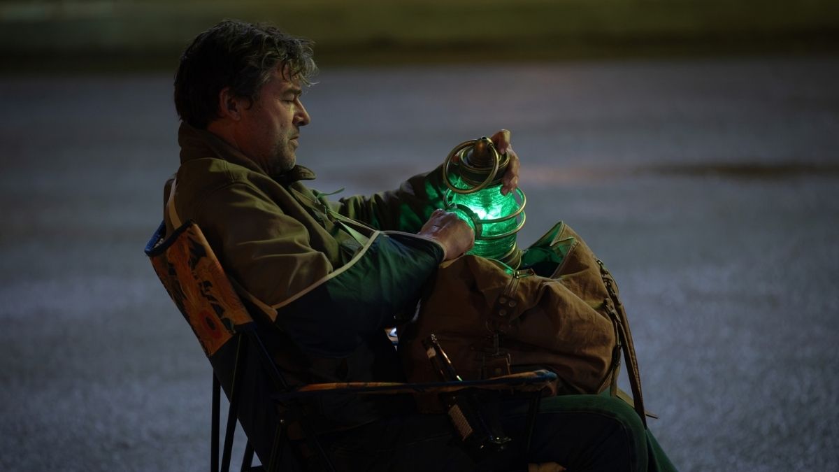 Kyle Chandler in Lanterns Season 1