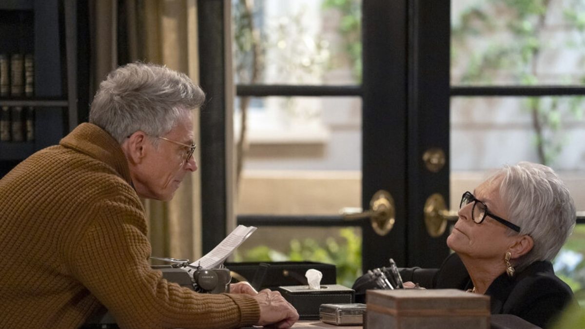 Tim Daly and Jamie Lee Curtis in Newlyweds Episode 1